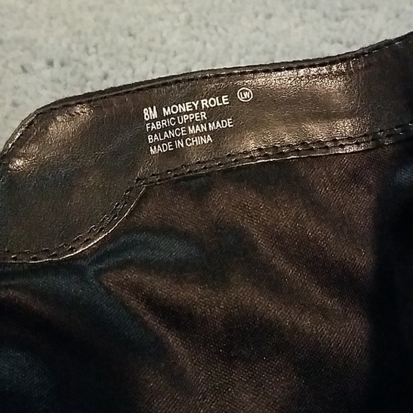 Beautiful high heel boots - Picture 6 of 7